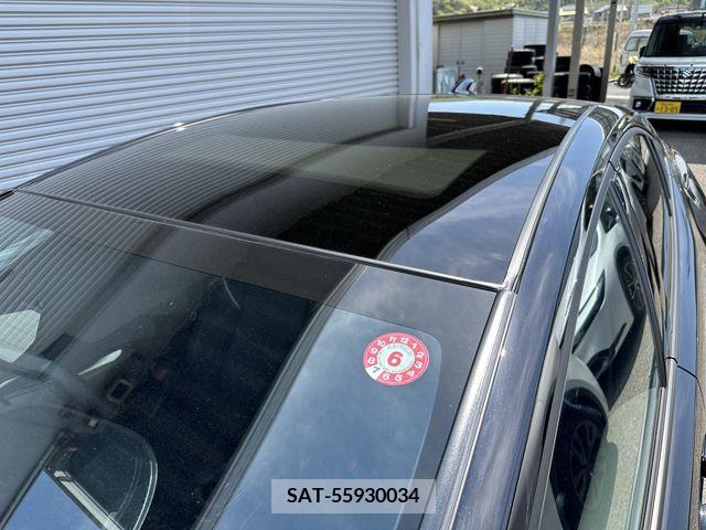 Toyota PRIUS 2023-07 281767-6