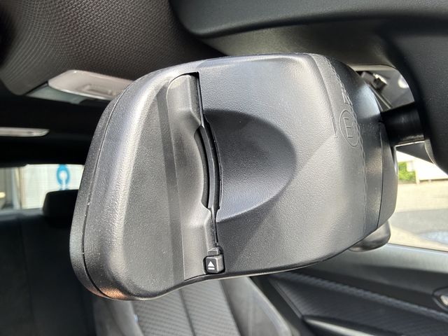 Bmw 2 SERIES 2017-01 3036-26