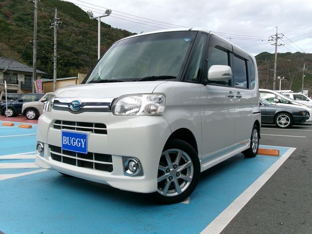 Daihatsu TANTO 2013-06 186065-0