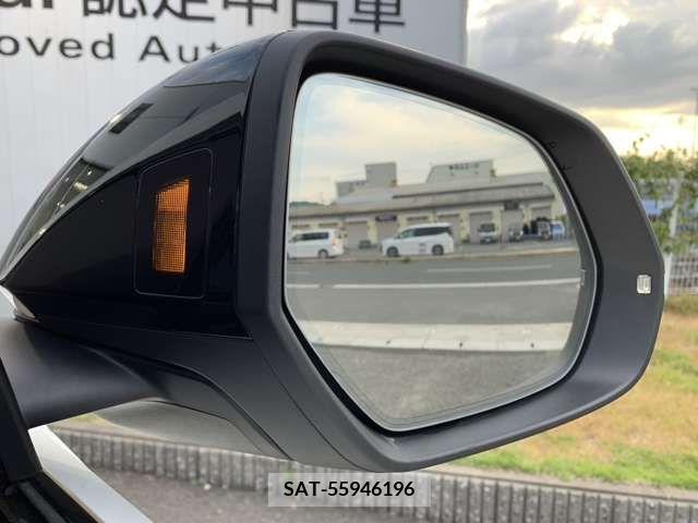 Audi Q8 2023-11 317826-7