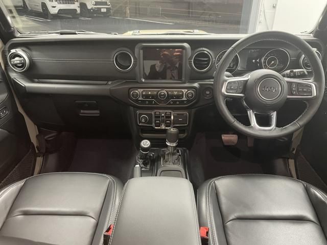 Jeep WRANGLER 2022-08 183029-15