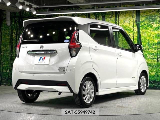 Nissan DAYZ 2020-01 266433-17