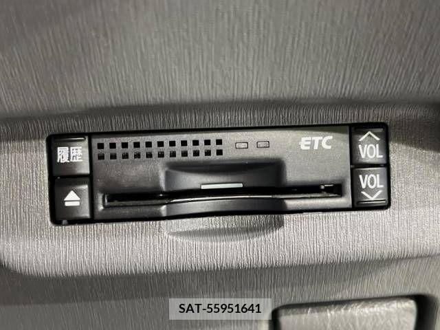 Toyota PRIUS 2011-01 340939-4
