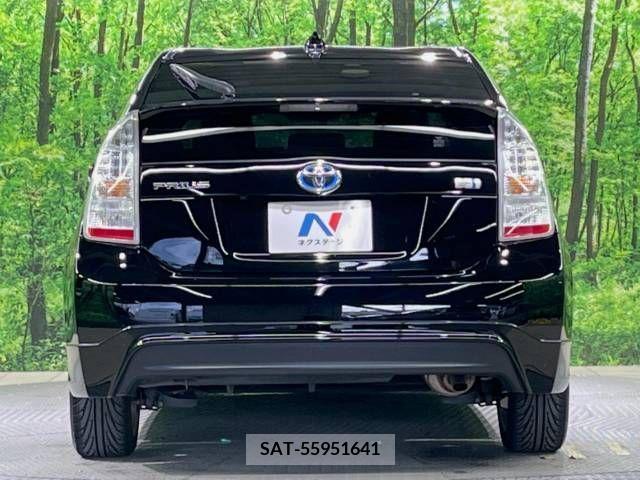 Toyota PRIUS 2011-01 340939-15