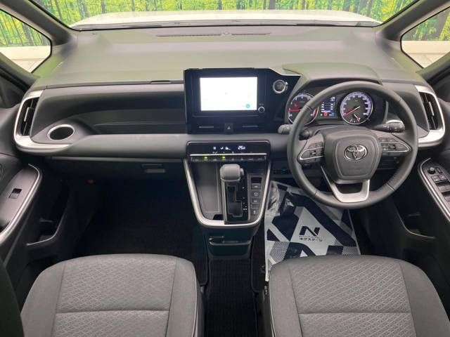 Toyota NOAH 2023-06 196321-1