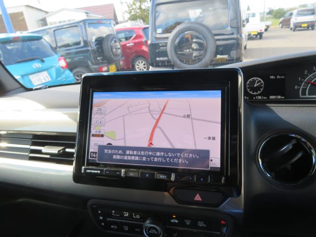 Honda N BOX CUSTOM 2023-10 191657-26