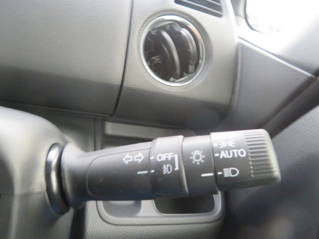 Honda N BOX CUSTOM 2023-10 191657-21