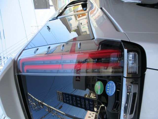 Toyota NOAH 2019-03 196620-22