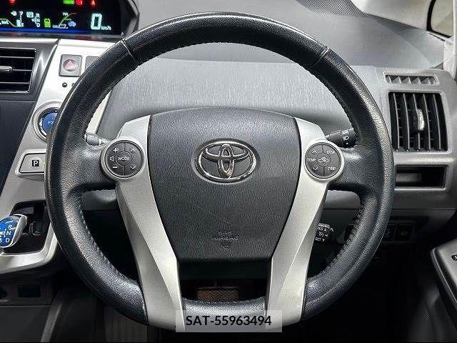 Toyota PRIUS ALPHA 2011-12 221442-12