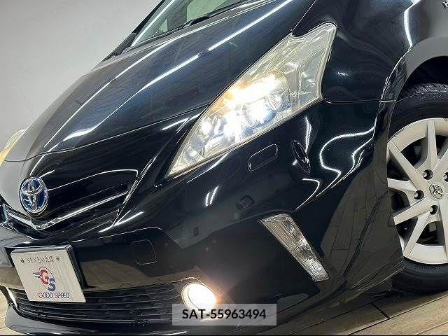 Toyota PRIUS ALPHA 2011-12 221442-9