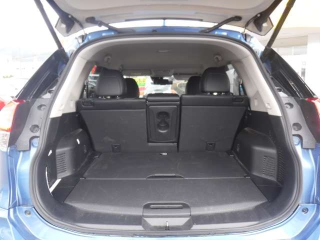 Nissan X-TRAIL 2019-02 6689-11