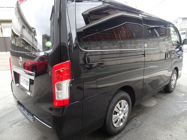 Nissan NV350 Caravan 2018-09 183121-4
