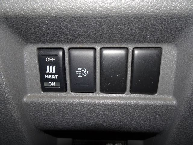 Nissan NV350 Caravan 2018-09 183121-29