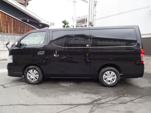 Nissan NV350 Caravan 2018-09 183121-7