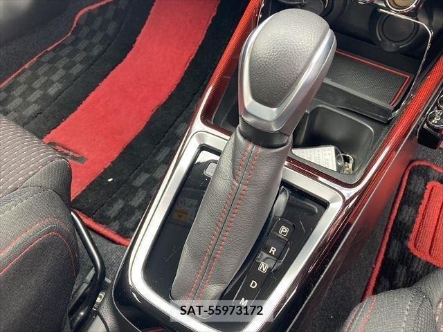 Suzuki SWIFT 2017-09 320823-27