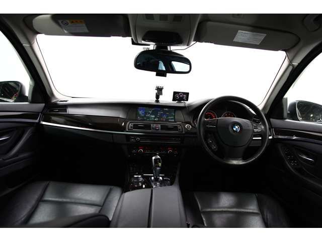 Bmw 5 SERIES 2012-06 7260-6