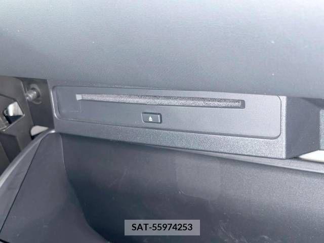Toyota VOXY 2022-10 344296-4