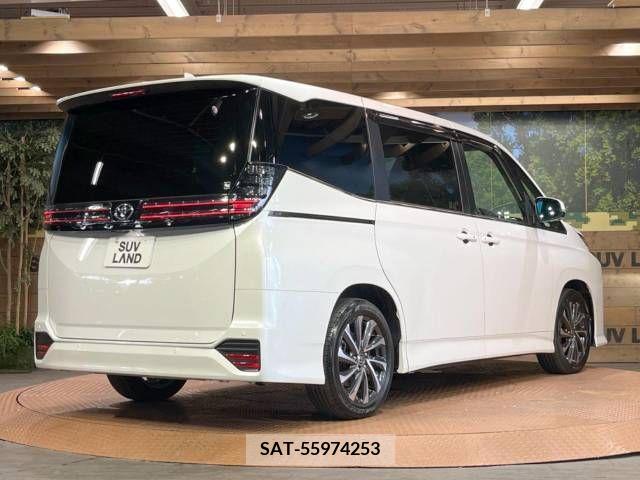 Toyota VOXY 2022-10 344296-17