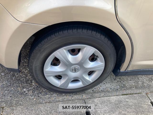 Nissan TIIDA 2010-01 394667-4