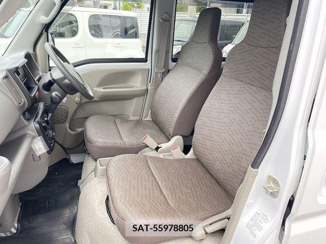 Suzuki EVERY 2020-05 301629-12