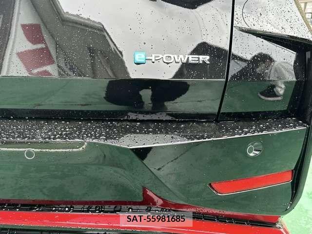 Nissan AURA 2023-01 261447-6