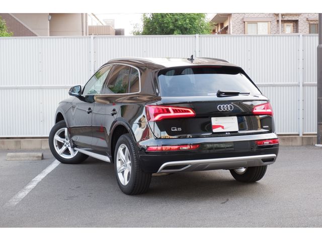 Audi Q5 2021-04 5997-2