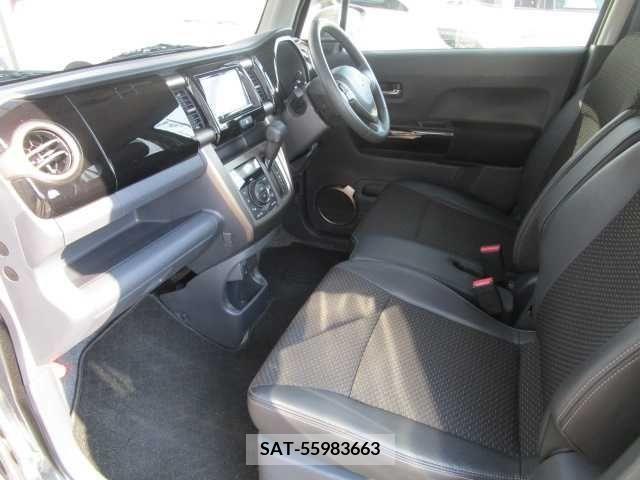 Suzuki HUSTLER 2017-08 329318-26