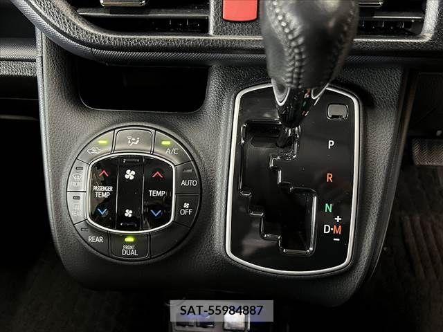 Toyota NOAH 2015-07 321444-5