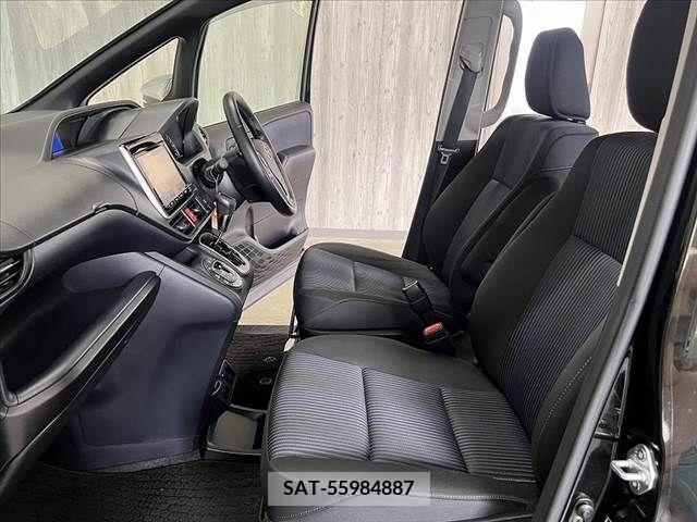 Toyota NOAH 2015-07 321444-15