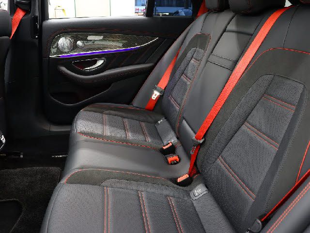 Amg E-CLASS 2018-01 11031-17