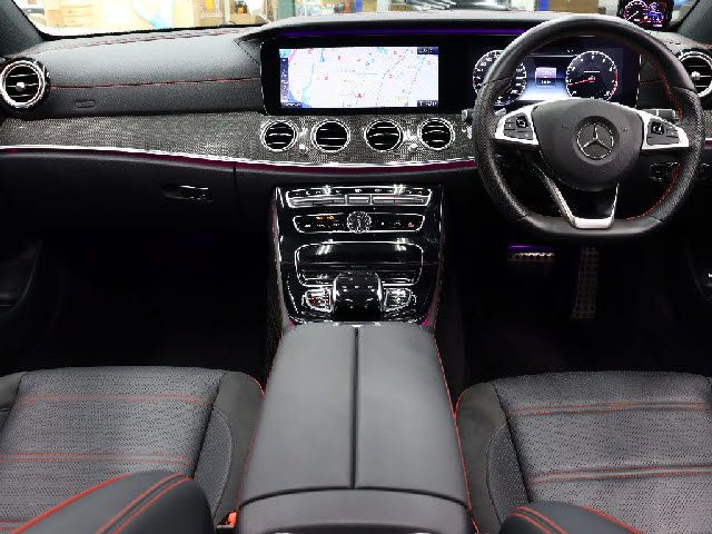 Amg E-CLASS 2018-01 11031-1