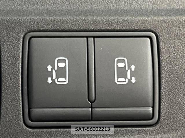 Nissan SERENA 2018-02 284222-5