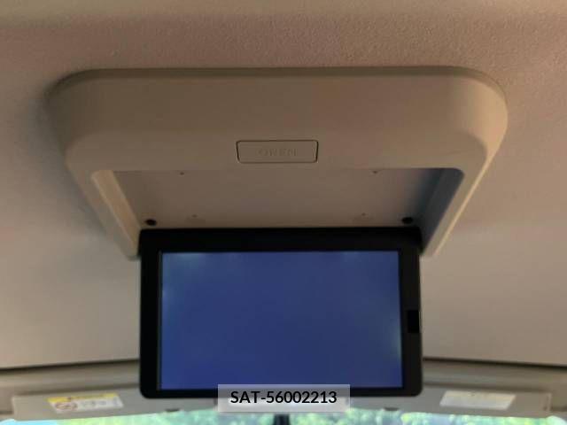 Nissan SERENA 2018-02 284222-4