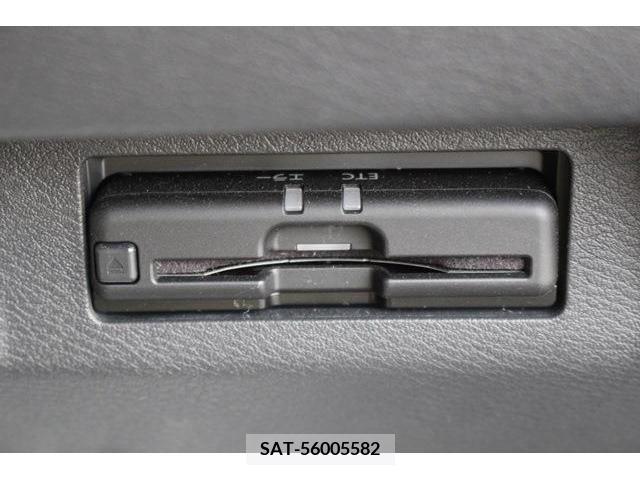 Nissan KICKS 2020-09 274096-3