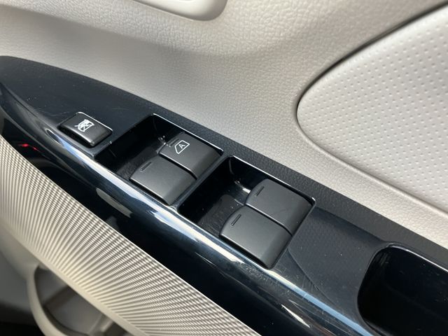 Mitsubishi EK WAGON 2014-08 23318-19