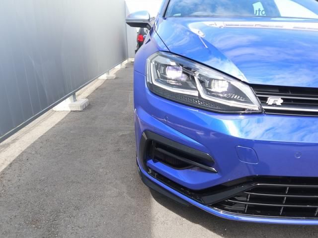 VolksWagen GOLF R 2017-06 22301-10