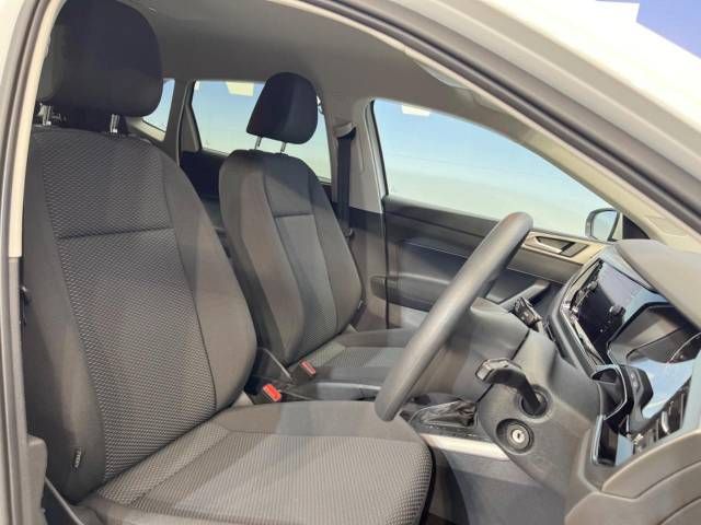 VolksWagen POLO 2019-10 185802-8
