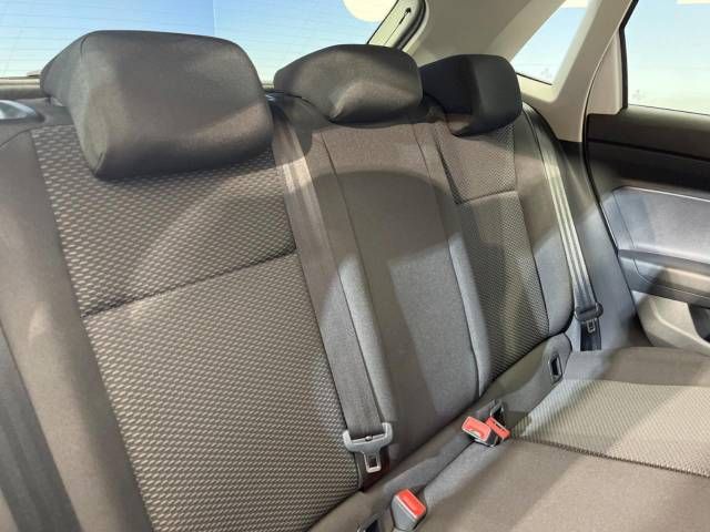 VolksWagen POLO 2019-10 185802-9