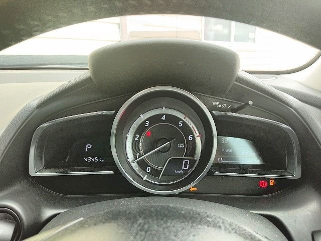 Mazda DEMIO 2016-11 5505-7