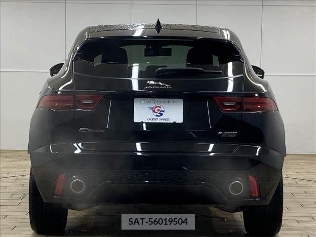 Jaguar E-PACE 2019-08 213643-14