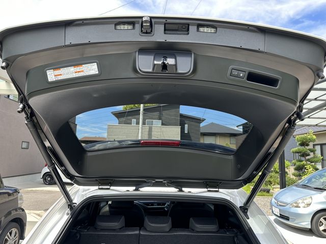 Lexus UX 2020-12 13156-15