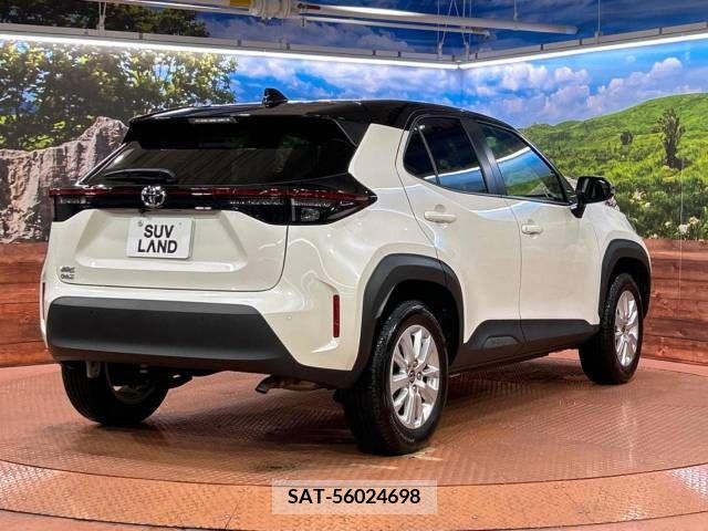 Toyota YARIS CROSS 2021-05 378118-17