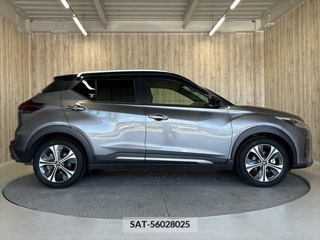 Nissan KICKS 2021-09 314979-3