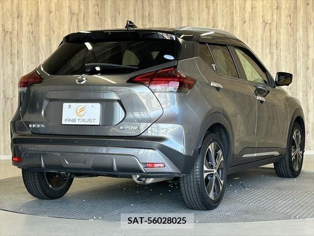Nissan KICKS 2021-09 314979-4