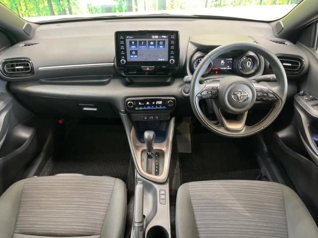 Toyota YARIS 2022-05 17308-1