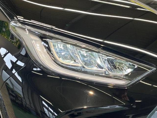 Toyota YARIS 2022-05 17308-13
