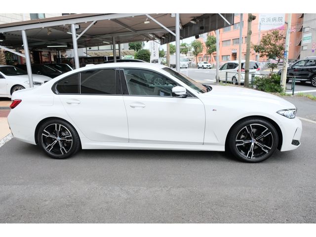 Bmw 3 SERIES 2023-03 24239-5
