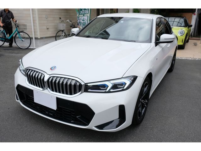 Bmw 3 SERIES 2023-03 24239-3