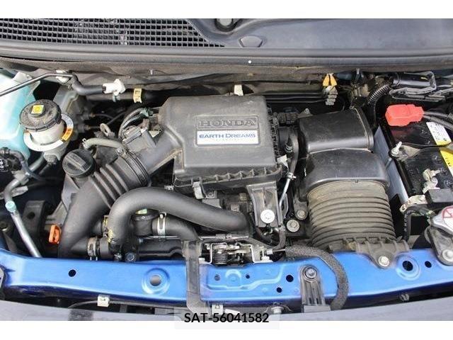 Honda N BOX CUSTOM 2017-09 205210-17