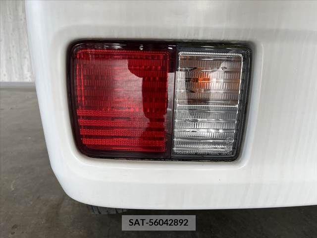 Suzuki EVERY 2017-05 268865-27